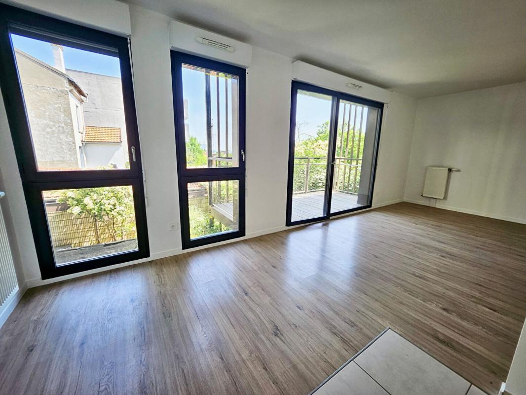 MONTREUIL Appartement Montreuil 5 pièce(s) 94.40 m2 11