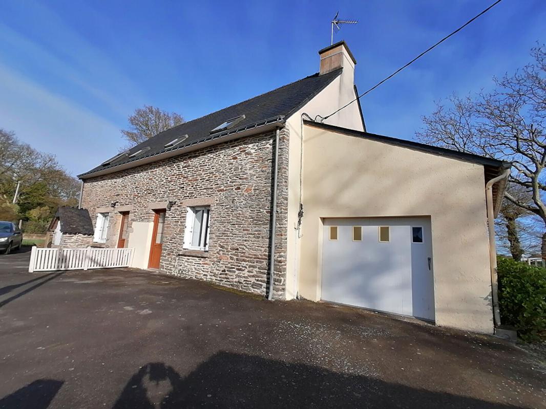 PLOERMEL Immeuble Ploërmel 6 pièce(s) 115 m2 11