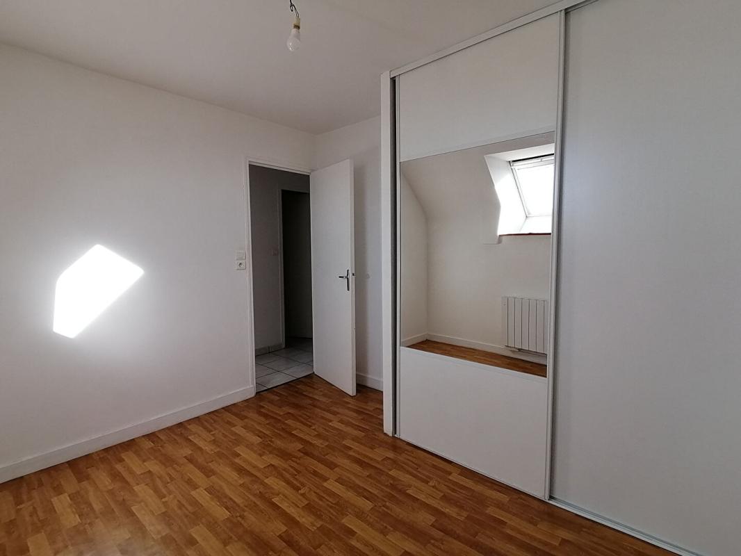 PLOERMEL Immeuble Ploërmel 6 pièce(s) 115 m2 6