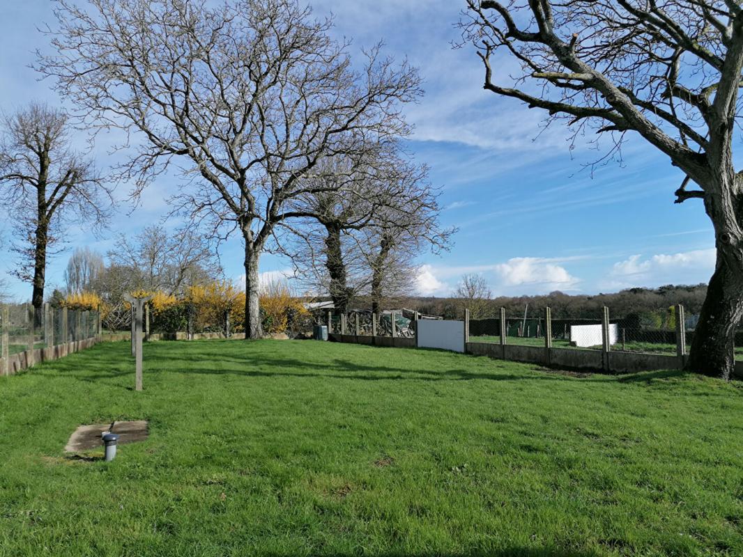 PLOERMEL Immeuble Ploërmel 6 pièce(s) 115 m2 7