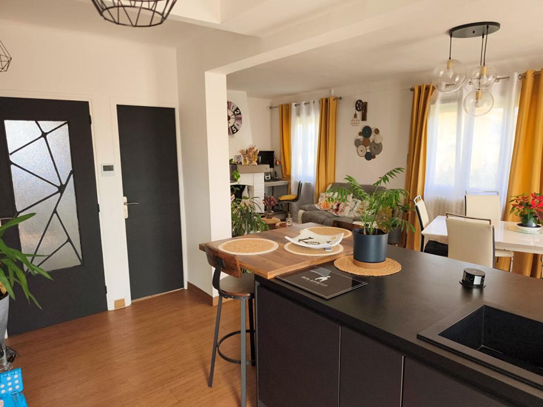 BEDARRIDES Bedarrides: au calme et proche du centre 3