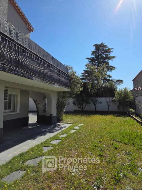 MONTELIMAR Maison Montélimar 7 pièces 181 m2 18