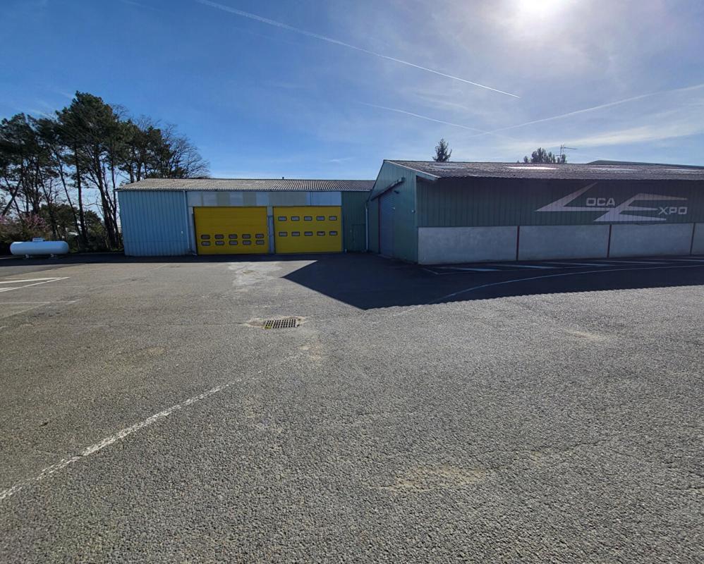 LE MANS CHAMPAGNÉ  Zone Artisanale - Entrepôt, local industriel Proche autoroute 3