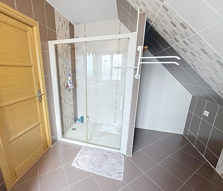 LOON-PLAGE Maison individuelle semi plain pieds Loon Plage 5 pièce(s) 150 m2 14