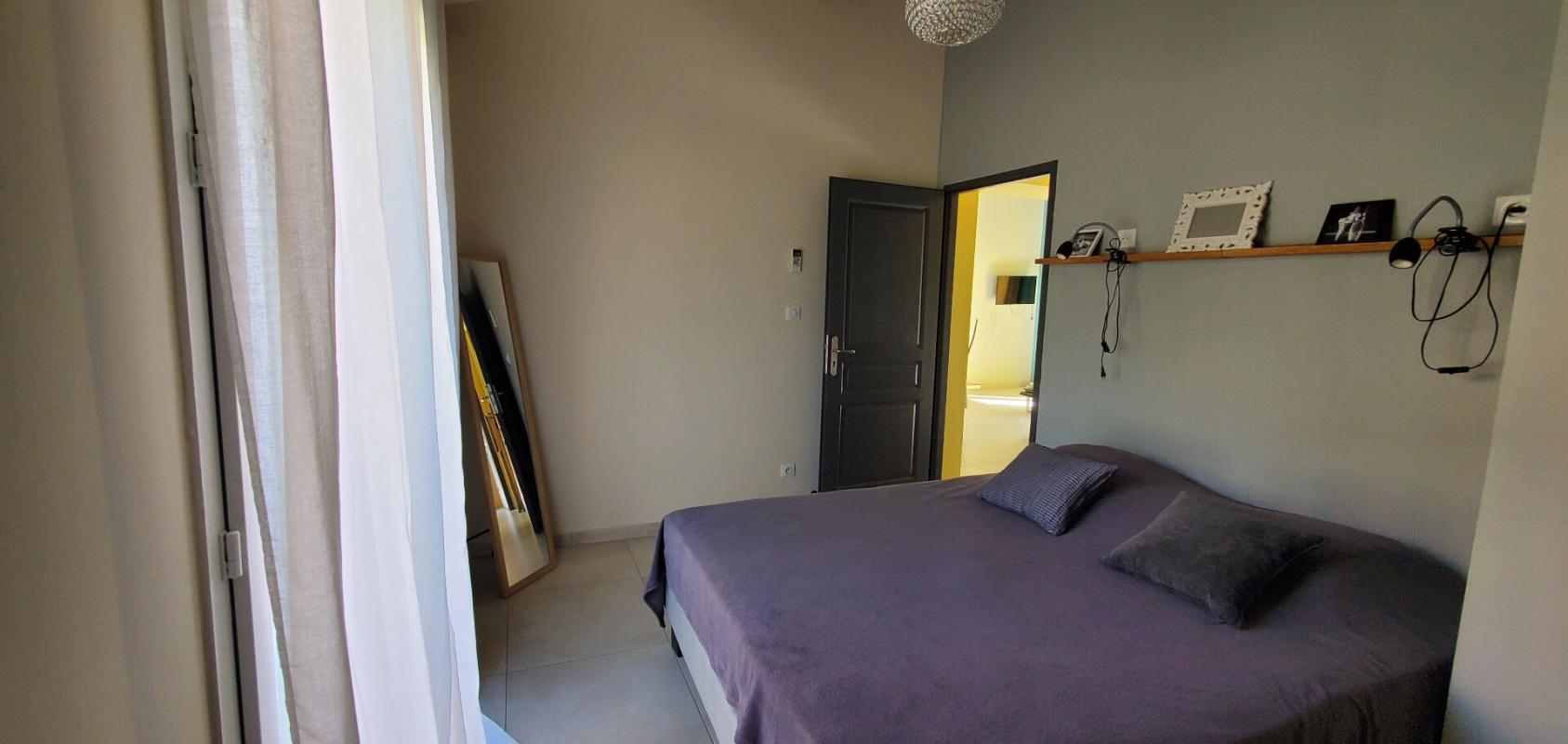 RIBES PROPRIÉTÉ D'EXCEPTION AVEC PISCINES, POOL HOUSE ET DEUX GÎTES INDÉPENDANTS 13