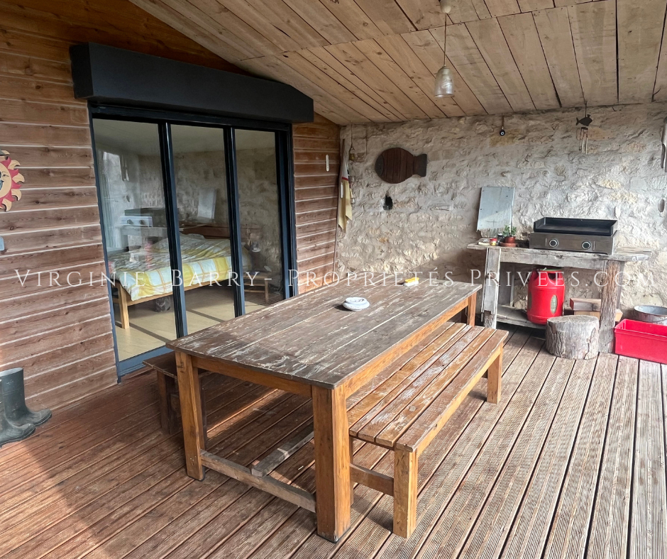 SAINT-AGNANT BELLE PROPRIETE AVEC GITE A 15 MINUTES DE ROCHEFORT 17