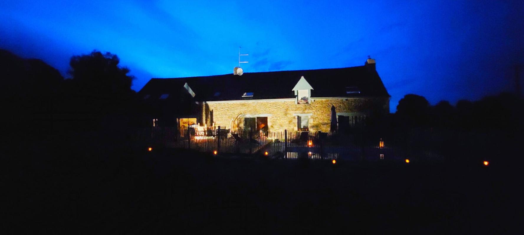 JOSSELIN Demeure de prestige Josselin 10 pièce(s) 213 m2 11