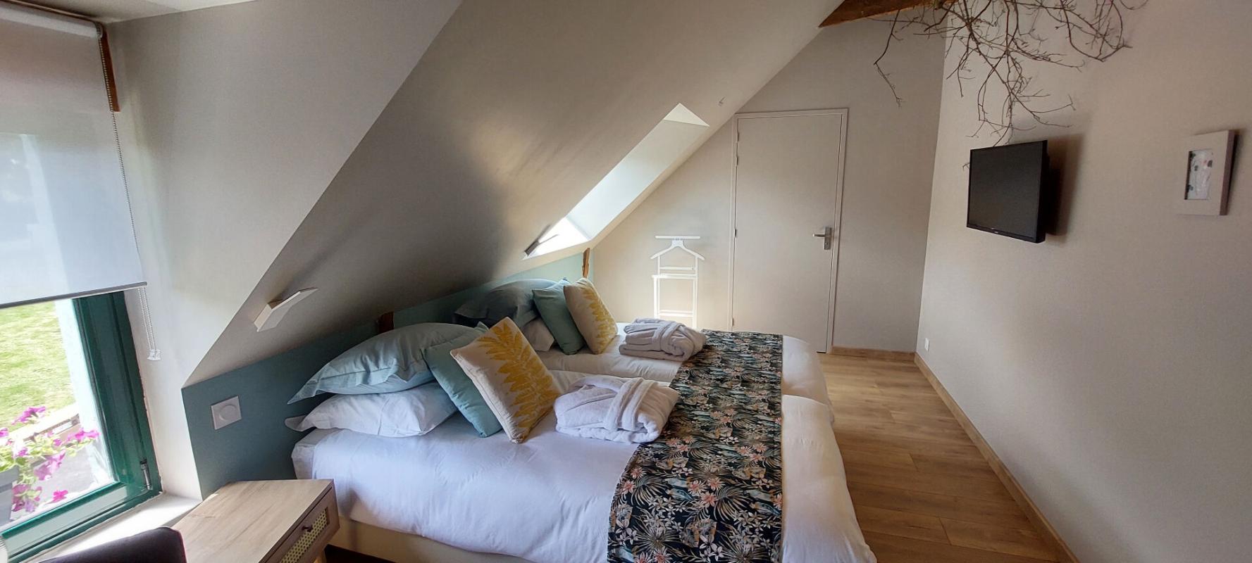 JOSSELIN Demeure de prestige Josselin 10 pièce(s) 213 m2 15