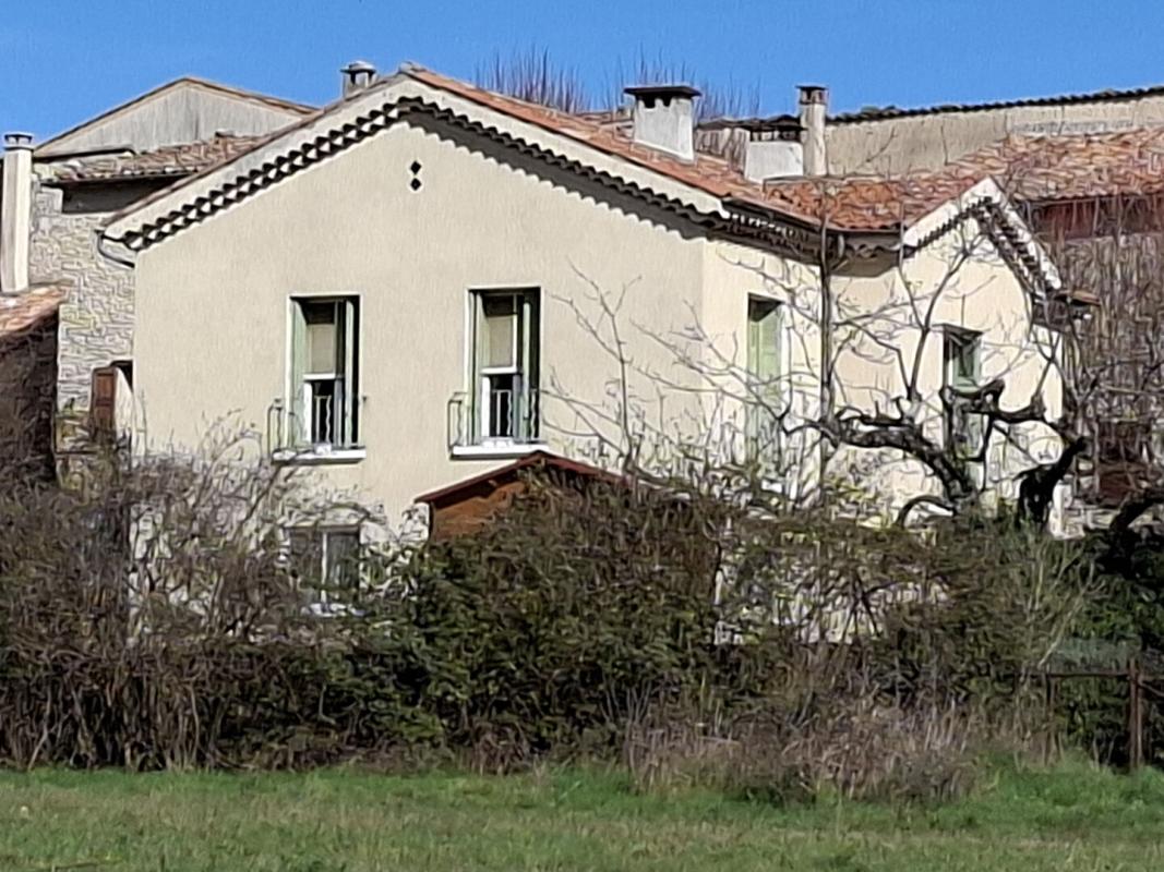 SAINT-ETIENNE-LES-ORGUES Charmante maison individuelle 147 m² avec terrasses, 4 chambres et jardin clôturé de 600 m² 281 000 13