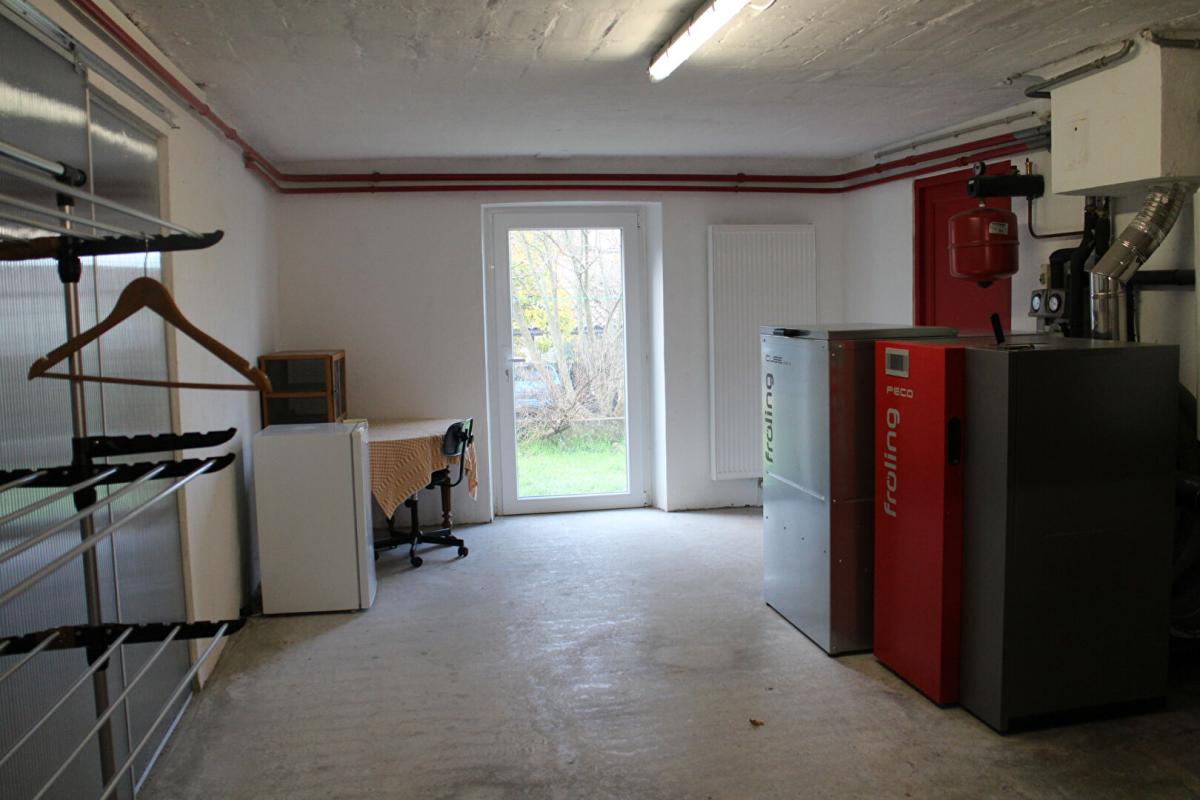 SAINT-ETIENNE-LES-ORGUES Charmante maison individuelle 147 m² avec terrasses, 4 chambres et jardin clôturé de 600 m² 281 000 7