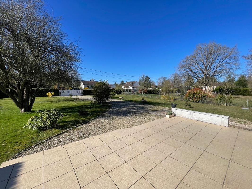 NOGENT-SUR-VERNISSON Maison Nogent Sur Vernisson 5 pièces 10