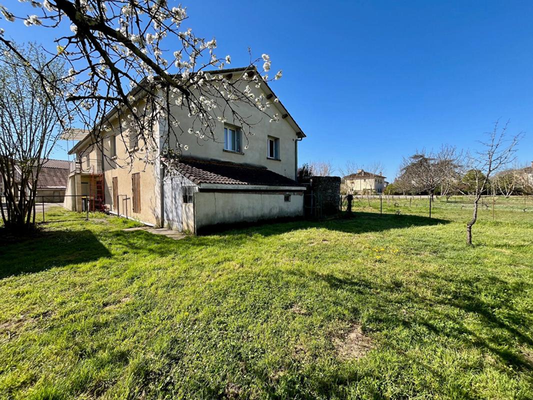 COLAYRAC-SAINT-CIRQ Maison 160 m² ? 2 appartements ? Investissement ou Principale ? Proche Agen 16