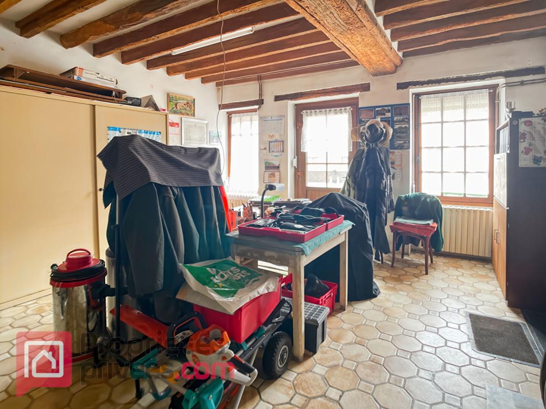 MONTIGNY-LA-RESLE Maison Montigny La Resle 7 pièce(s) 195 m2 10