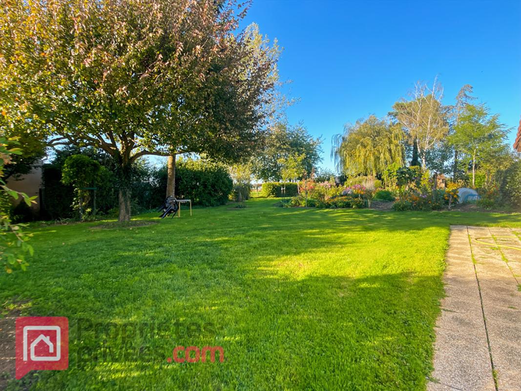 MONTIGNY-LA-RESLE Maison Montigny La Resle 7 pièce(s) 195 m2 2