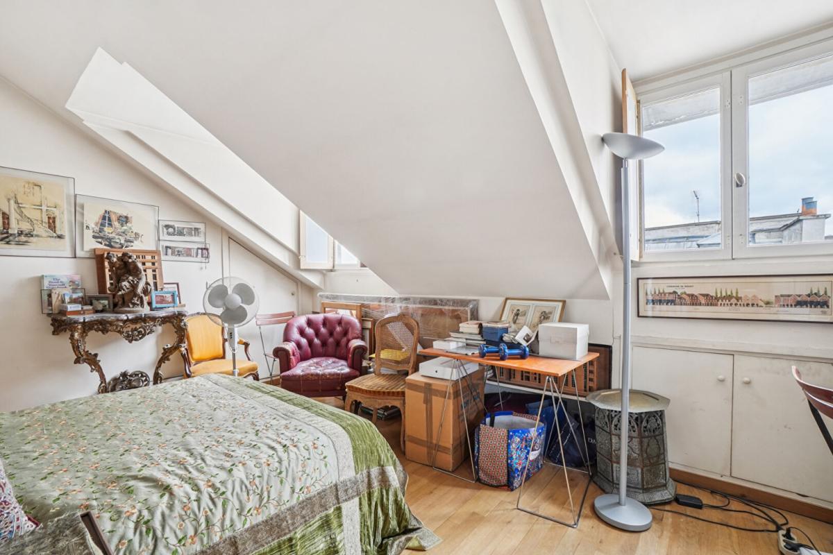 PARIS-6E-ARRONDISSEMENT Paris VIe - Saint-Germain-des-Prés 13