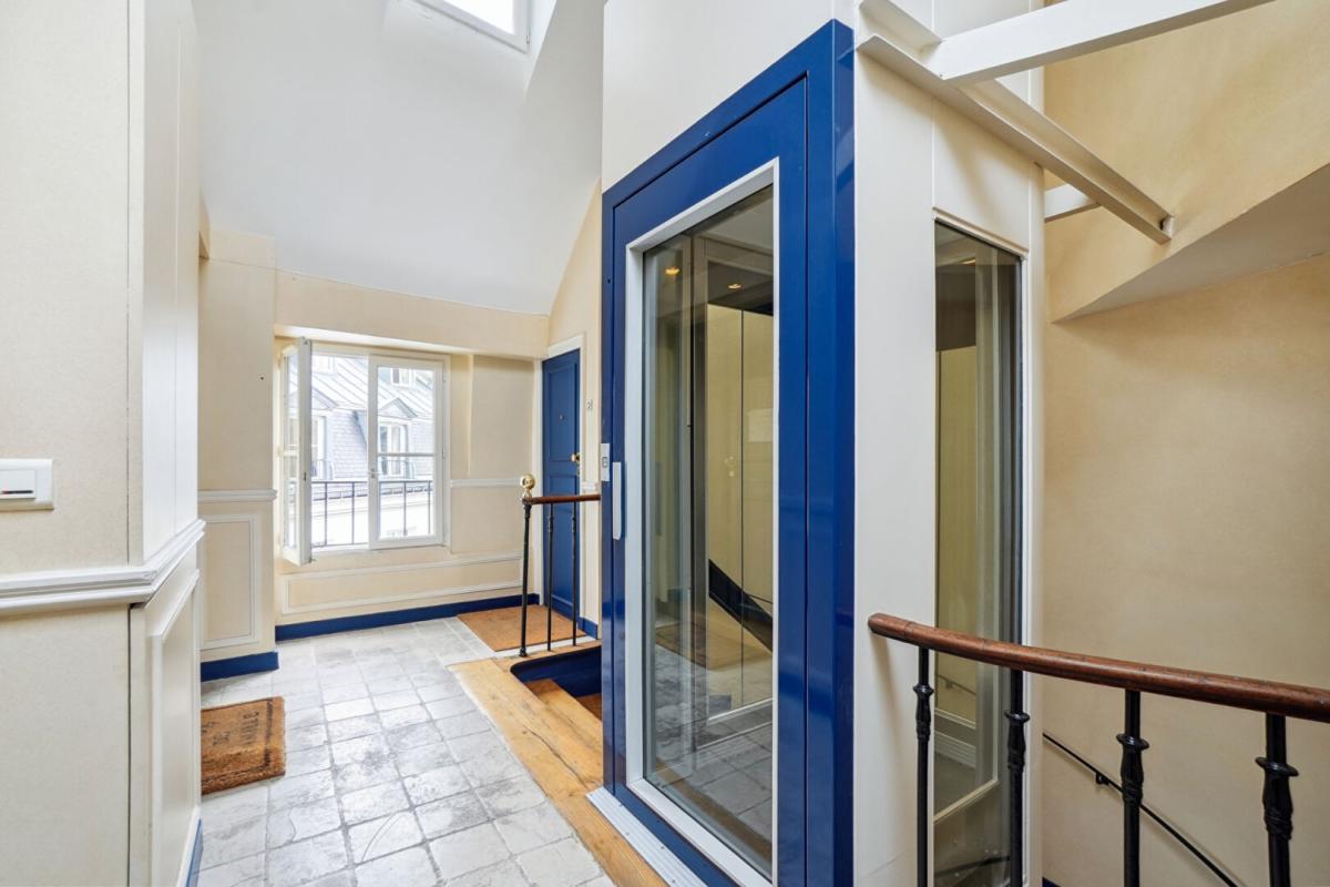 PARIS-6E-ARRONDISSEMENT Paris VIe - Saint-Germain-des-Prés 16