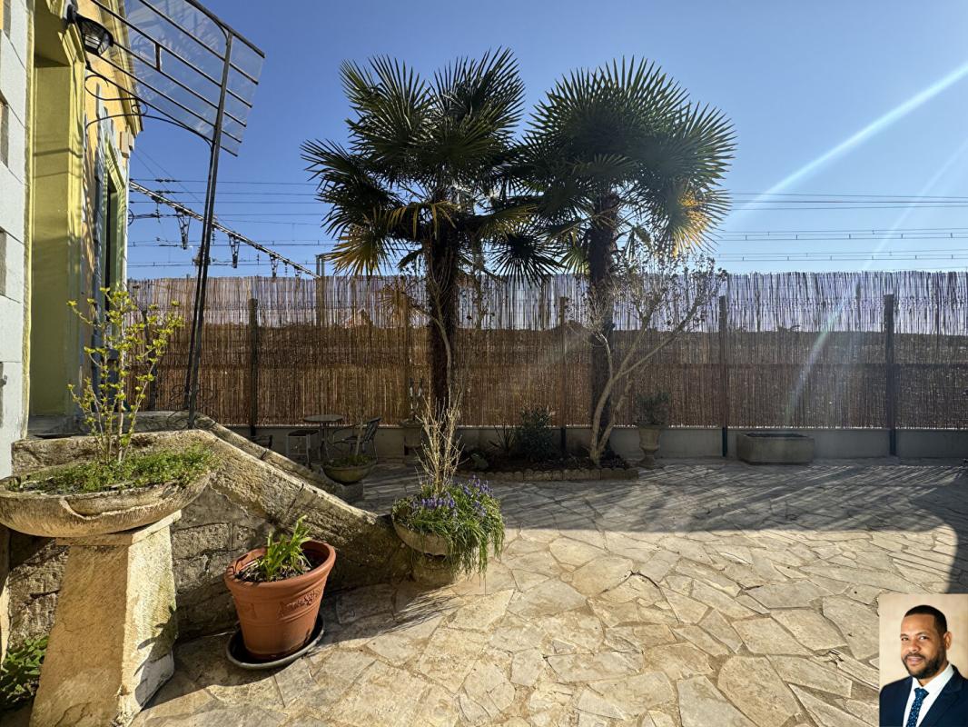 VITRY-SUR-SEINE Maison Vitry 100m habitables implantée sur 160m de terrain 14