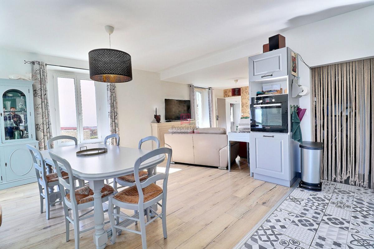 BRETIGNY-SUR-ORGE Demeure de caractère Brétigny-sur-Orge 5 pièces 124 m2 4