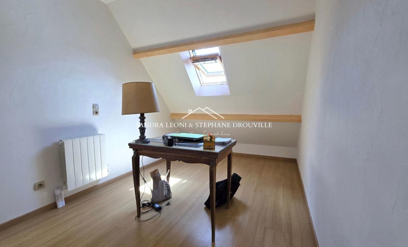 MAINTENON PROCHE DE MAINTENON - CHARTAINVILLIERS - CHARMANTE MAISON FAMILIALE 8 pièces -189 m² 12