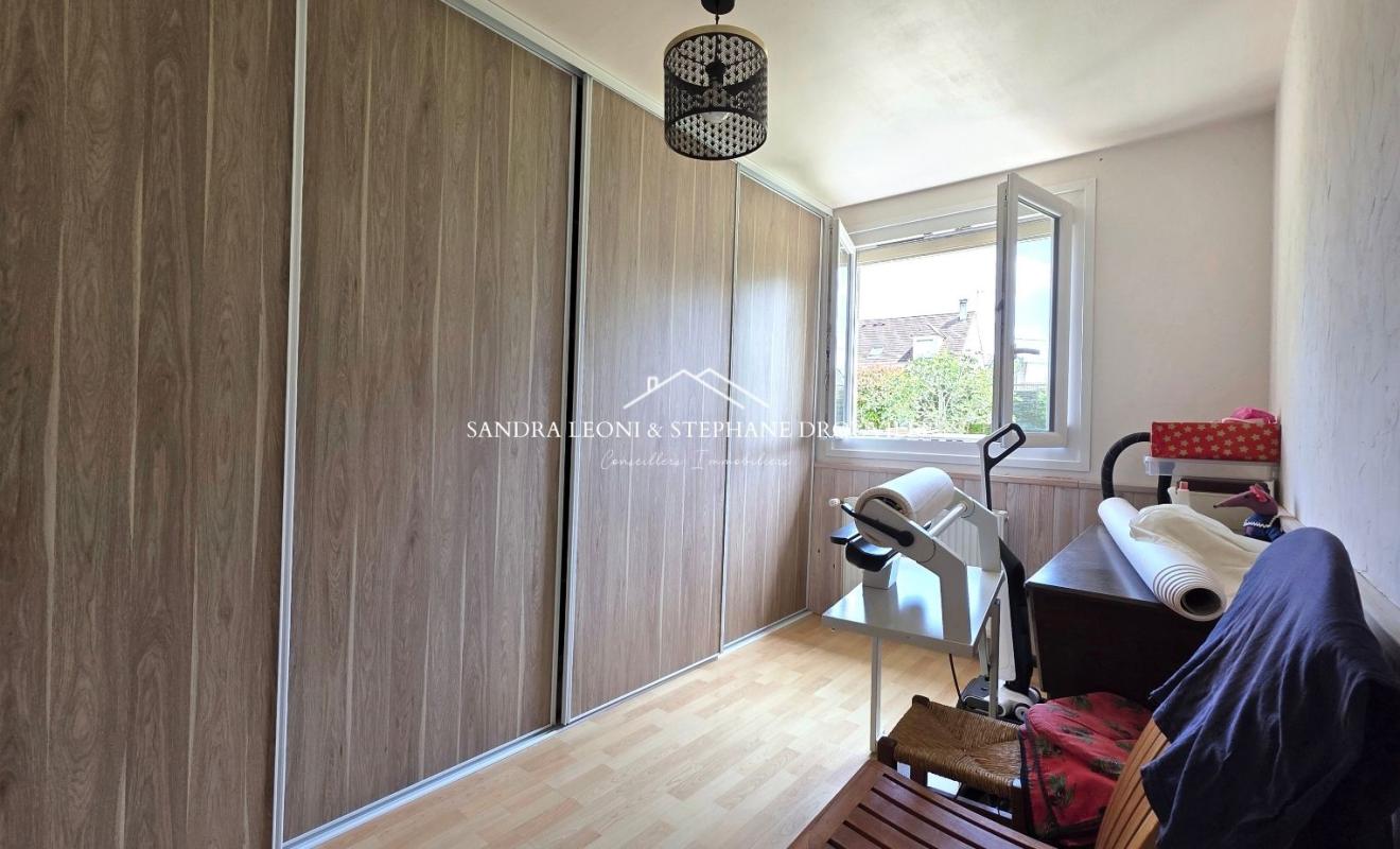 MAINTENON PROCHE DE MAINTENON - CHARTAINVILLIERS - CHARMANTE MAISON FAMILIALE 8 pièces -189 m² 15