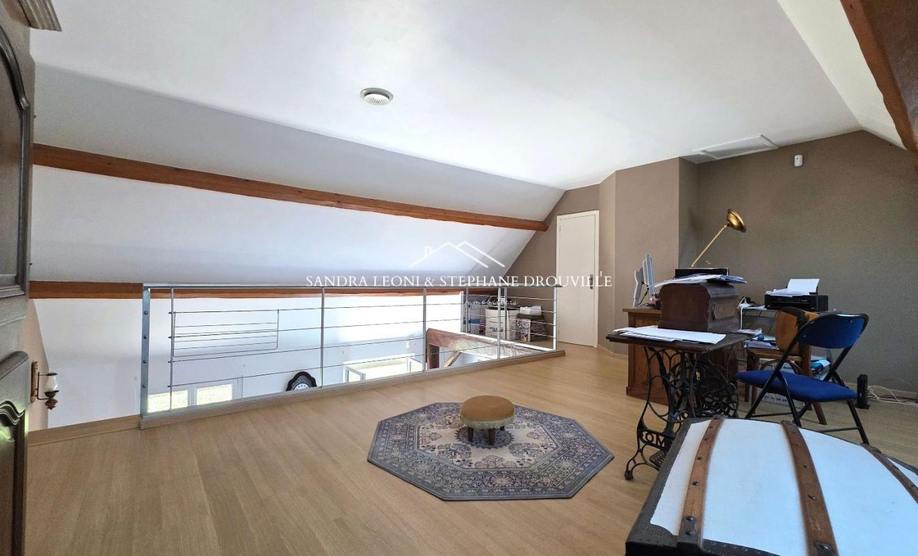 MAINTENON PROCHE DE MAINTENON - CHARTAINVILLIERS - CHARMANTE MAISON FAMILIALE 8 pièces -189 m² 9