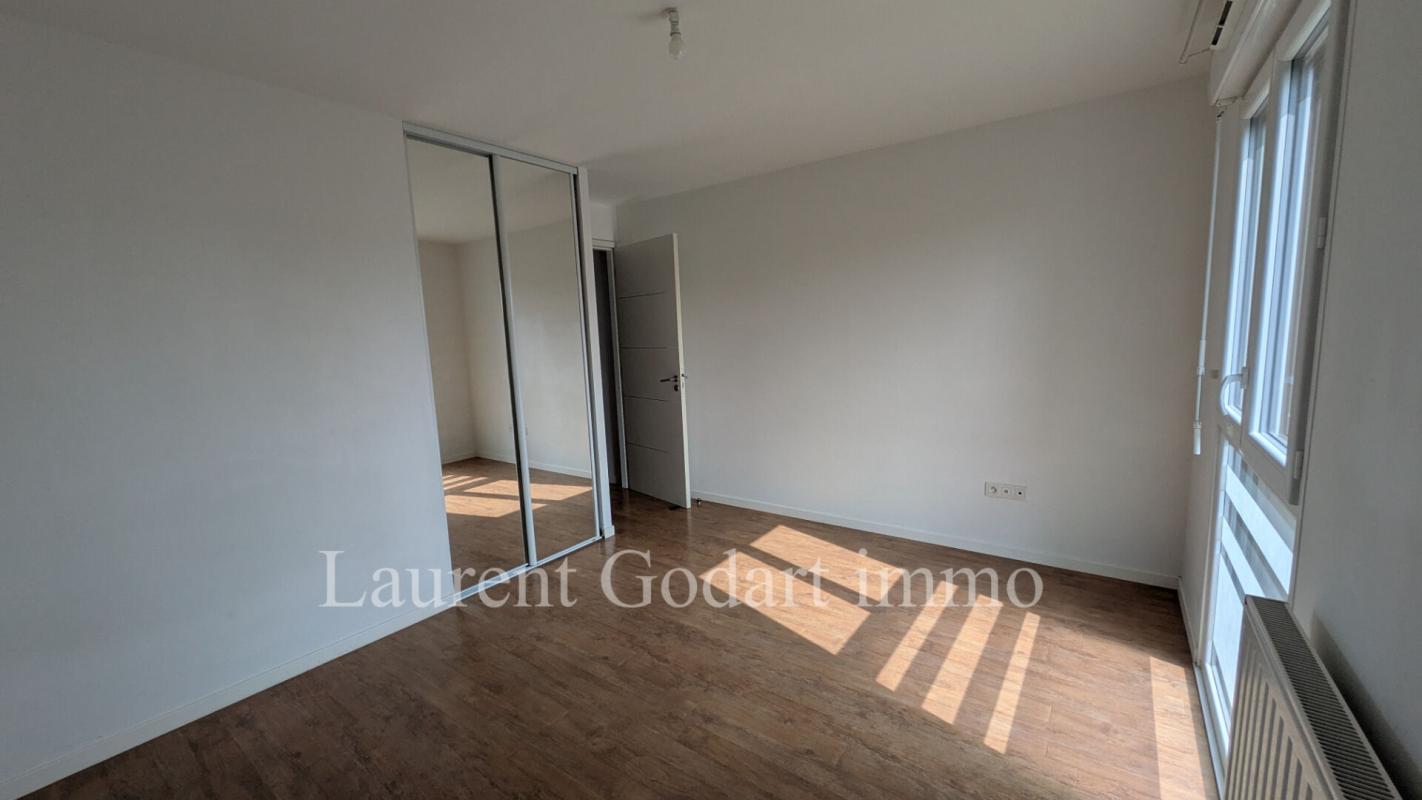 CANEJAN Maison 3 pièces de 63 m2 avec 2 chambres, jardin et 2 parkings 7