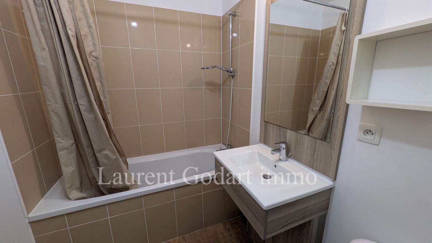 CANEJAN Maison 3 pièces de 63 m2 avec 2 chambres, jardin et 2 parkings 8