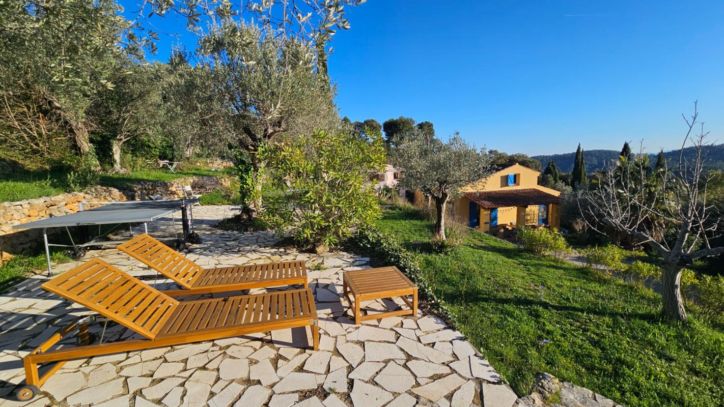 CLAVIERS Belle propriété avec villa rénovée et annexe sur 2000 m2 de terrain 1