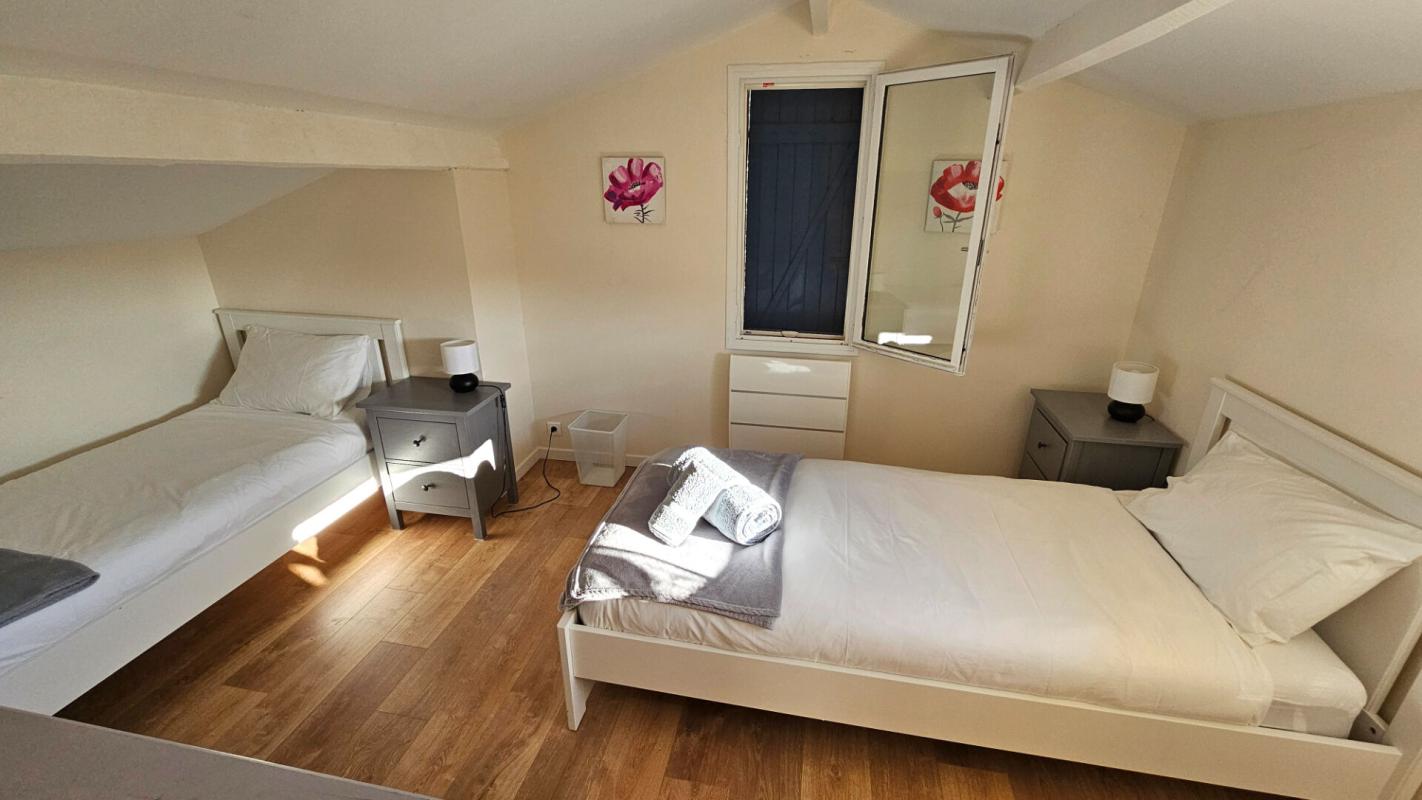 CLAVIERS Belle propriété avec villa rénovée et annexe sur 2000 m2 de terrain 10