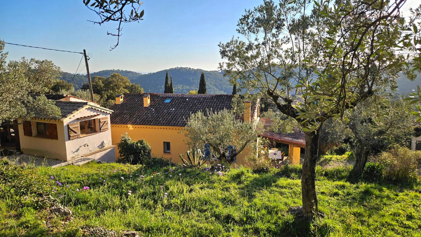 CLAVIERS Belle propriété avec villa rénovée et annexe sur 2000 m2 de terrain 14