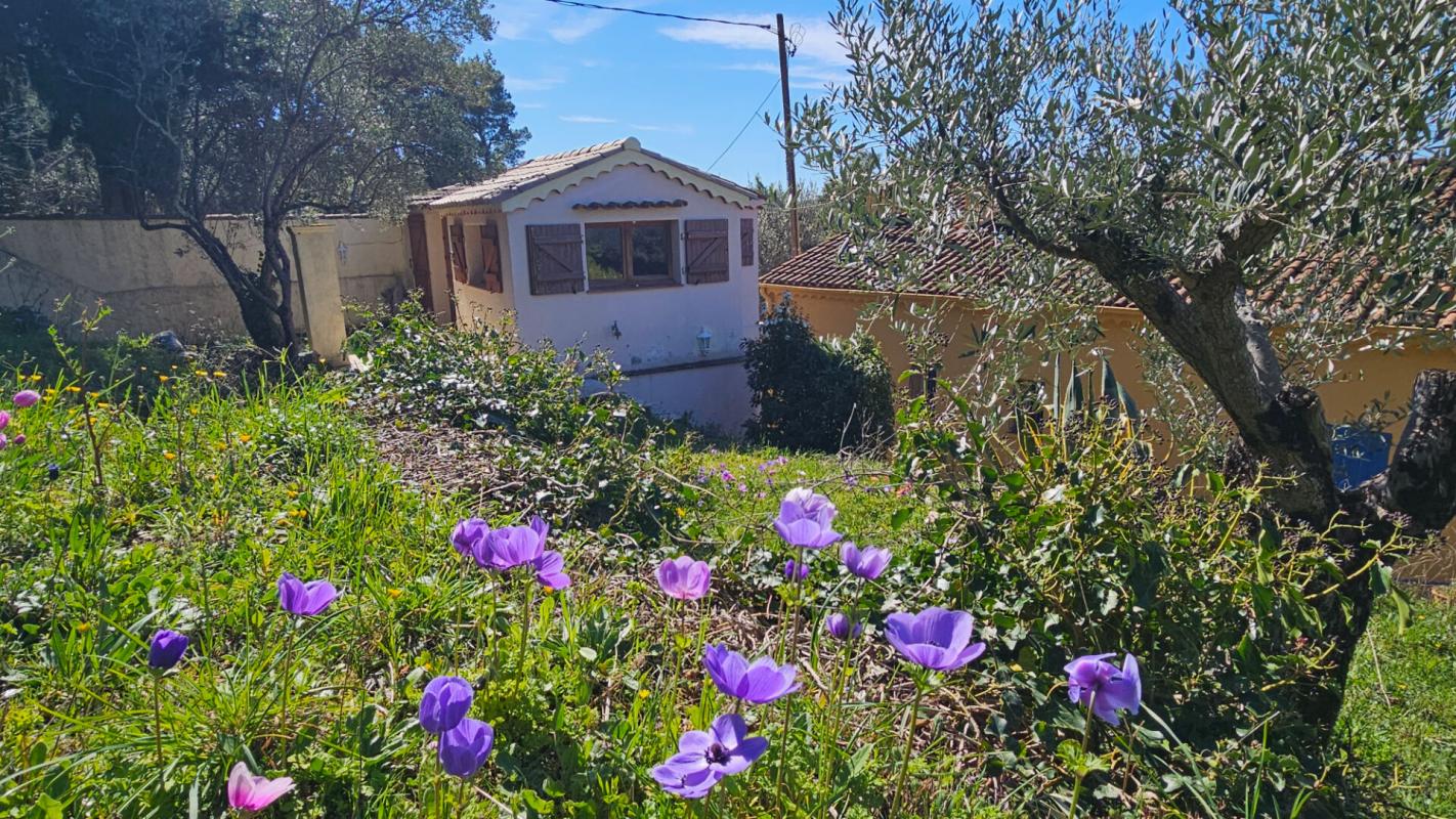 CLAVIERS Belle propriété avec villa rénovée et maison d'amis 15