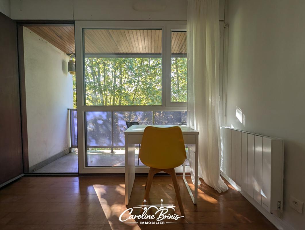 BORDEAUX Appartement traversant et lumineux - Bordeaux St Croix- gare St Jean- Ascenseur - T3 de 72m² 10