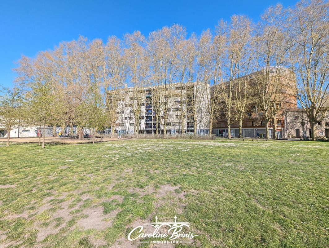 BORDEAUX Appartement traversant et lumineux - Bordeaux St Croix- gare St Jean- Ascenseur - T3 de 72m² 13