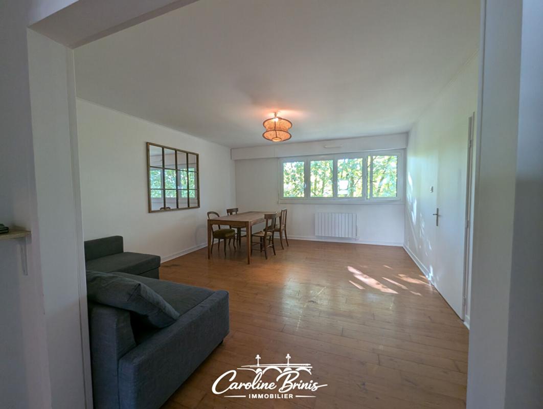 BORDEAUX Appartement traversant et lumineux - Bordeaux St Croix- gare St Jean- Ascenseur - T3 de 72m² 5