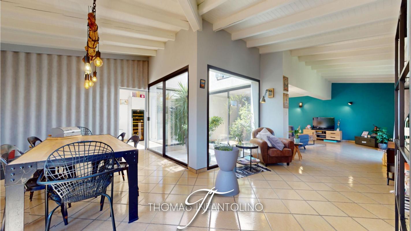 CARCASSONNE EN EXCLUSIVITE - PROCHE CENTRE VILLE - ETAT EXCEPTIONNEL - GARAGE 1