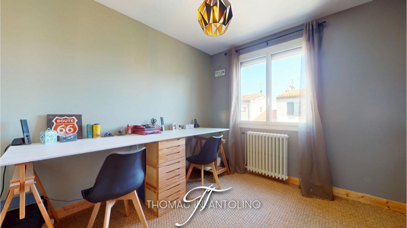 CARCASSONNE EN EXCLUSIVITE - PROCHE CENTRE VILLE - ETAT EXCEPTIONNEL - GARAGE 11