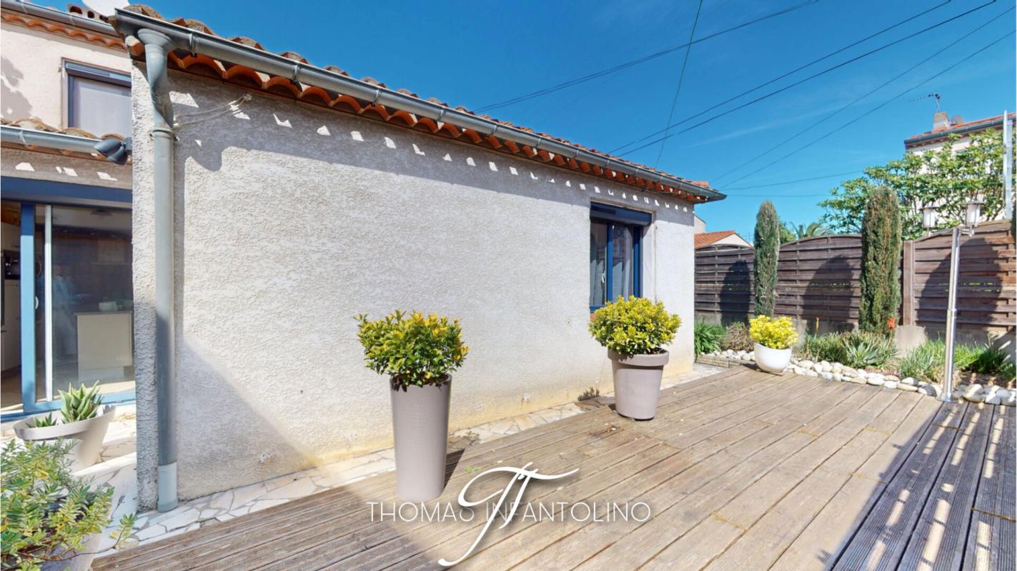 CARCASSONNE EN EXCLUSIVITE - PROCHE CENTRE VILLE - ETAT EXCEPTIONNEL - GARAGE 4