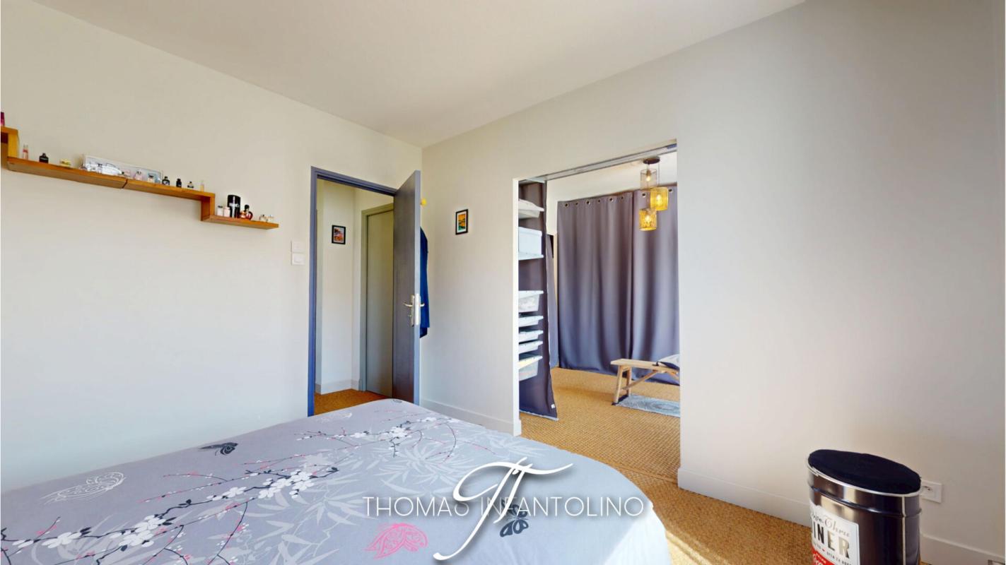 CARCASSONNE EN EXCLUSIVITE - PROCHE CENTRE VILLE - ETAT EXCEPTIONNEL - GARAGE 9