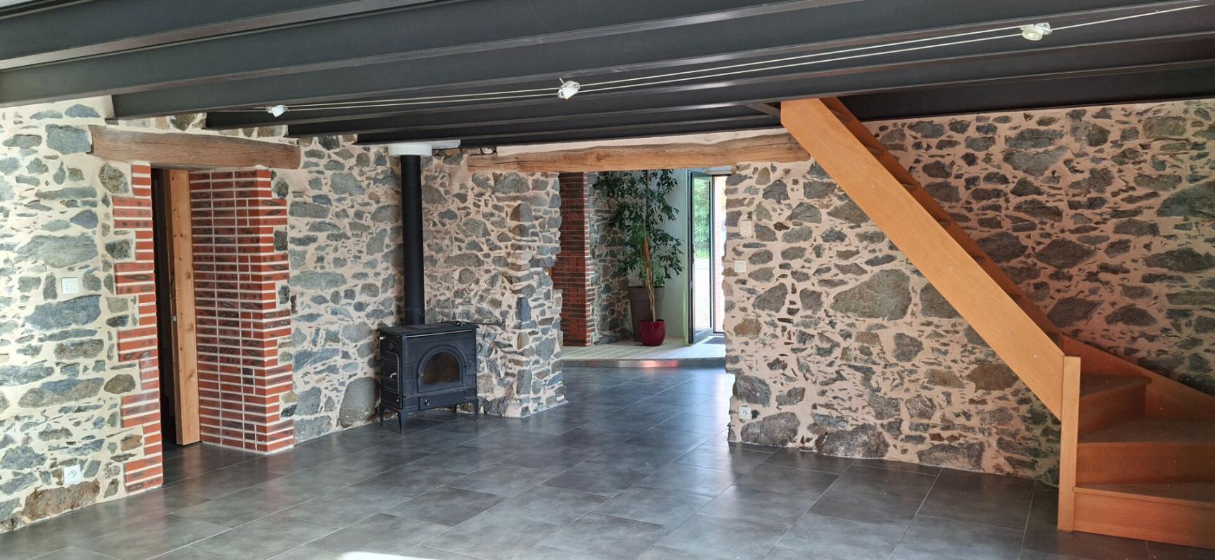 LE PALLET Maison Le Pallet 145.85M². 5 P. 4 Chs 1