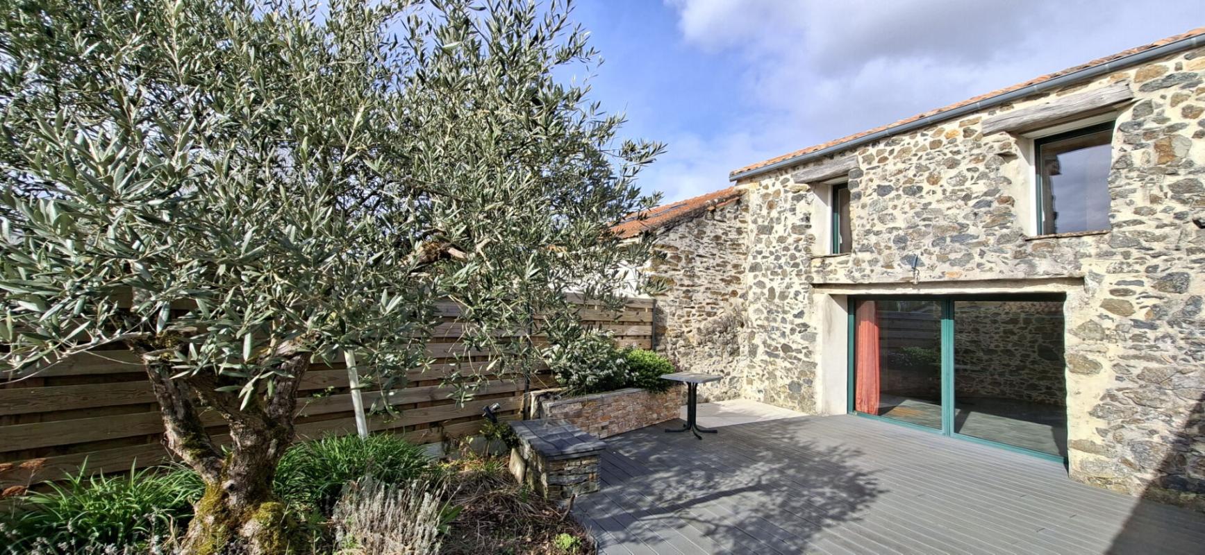 LE PALLET Maison Le Pallet 145.85M². 5 P. 4 Chs 14