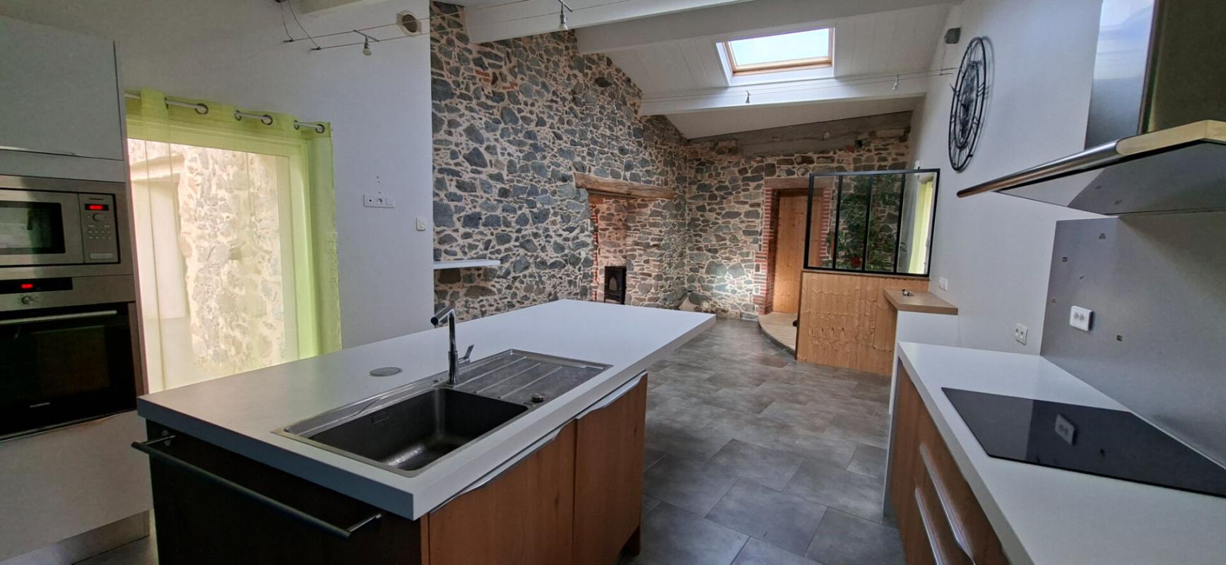 LE PALLET Maison Le Pallet 145.85M². 5 P. 4 Chs 4