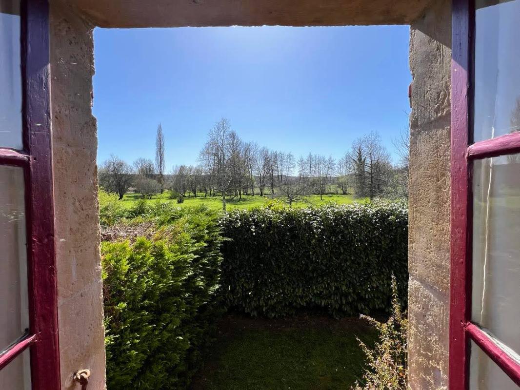 EXCIDEUIL Périgourdine en pierre 5 pièce(s) 90 m2 8