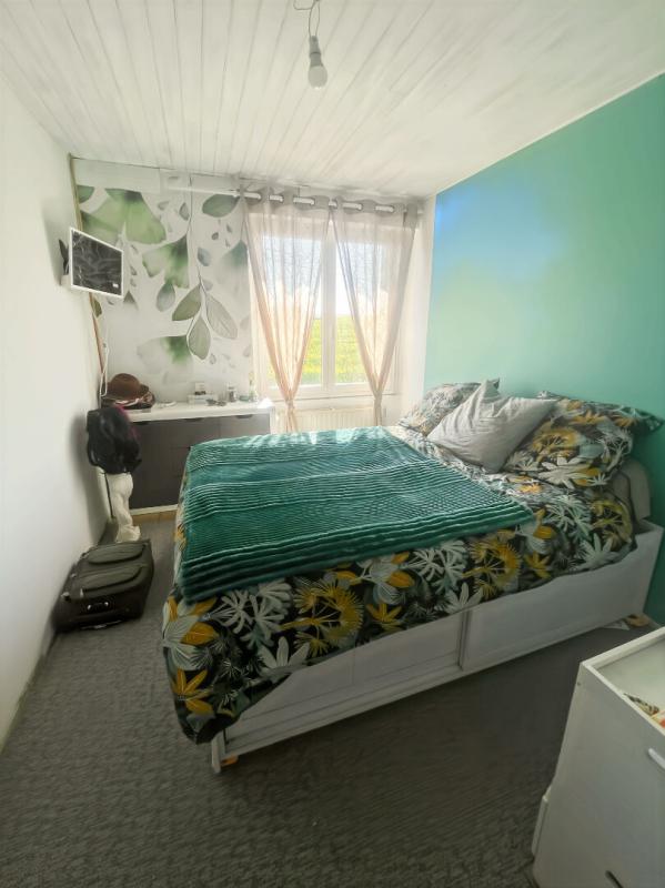 AMBRAULT Charmante maison familiale, 5 chambres,  Terrain clos et arboré de 645 m² 10