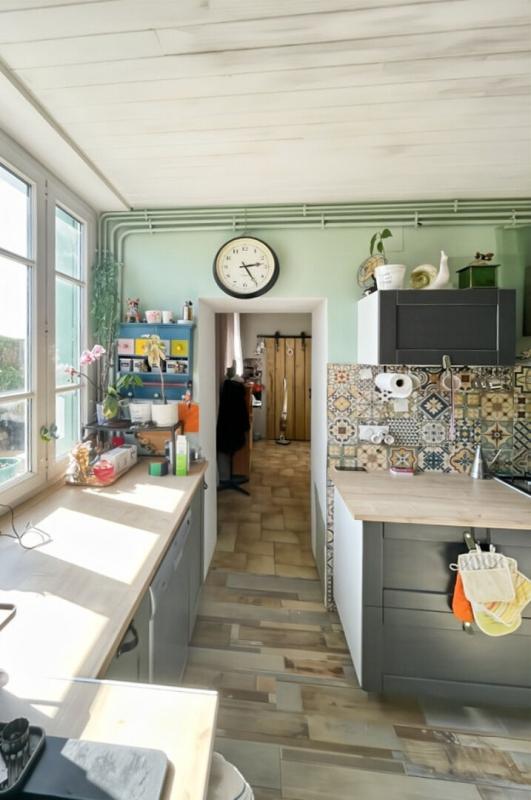 AMBRAULT Charmante maison familiale, 5 chambres,  Terrain clos et arboré de 645 m² 4