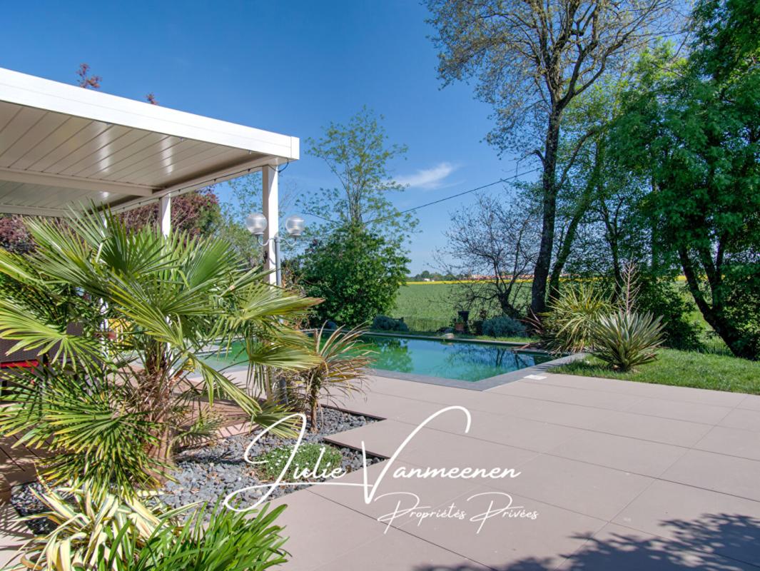 GAGNAC-SUR-GARONNE Gagnac-sur-Garonne / Fenouillet - Maison T7 - 5 chambres - Garage - Piscine miroir 1
