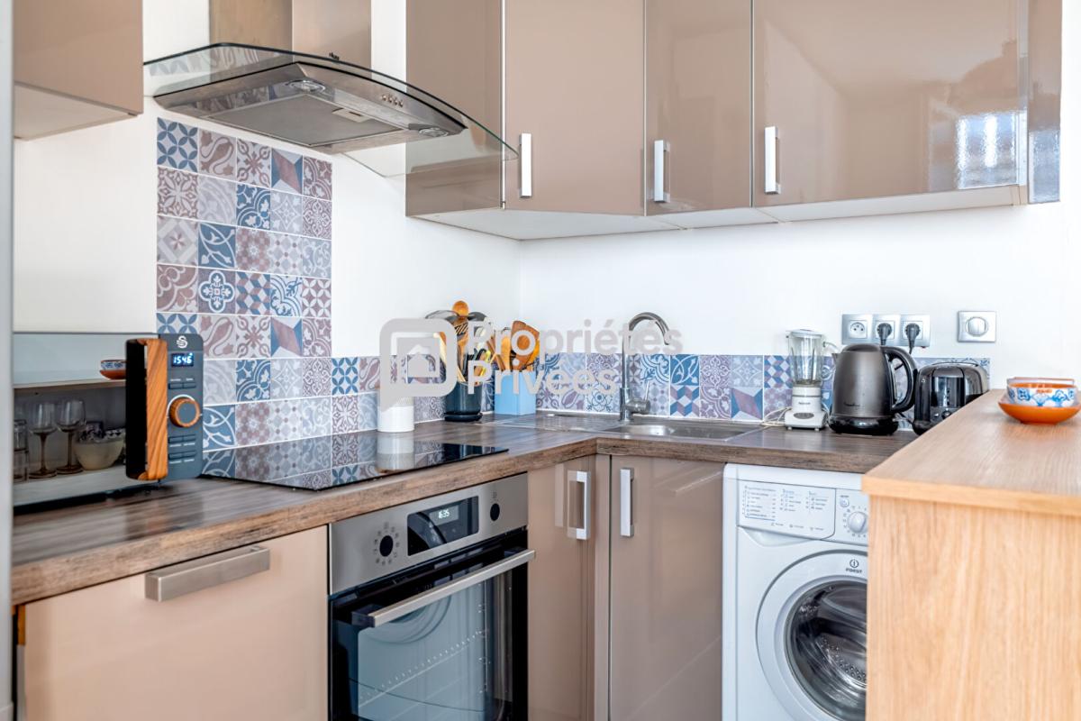 PARIS-18E-ARRONDISSEMENT Deux pièces lumineux de 34.04m² à 2 pas du Marché de l'Olive Paris 18 9