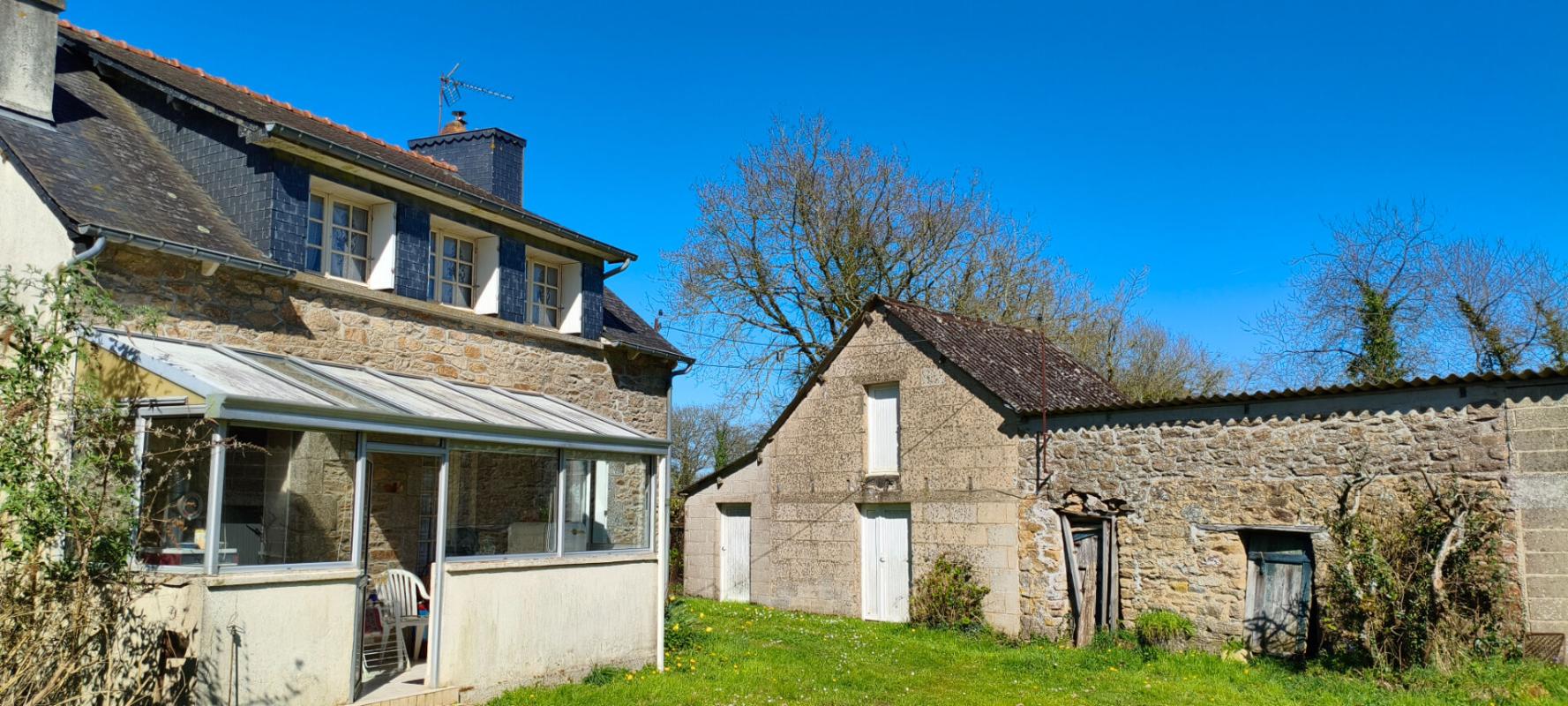 LOUDEAC Exclusivité!! Côtes d'Armor. 22210 Plémet, Maison en pierres, 2 chambres, dépendances, garage et terrain 14