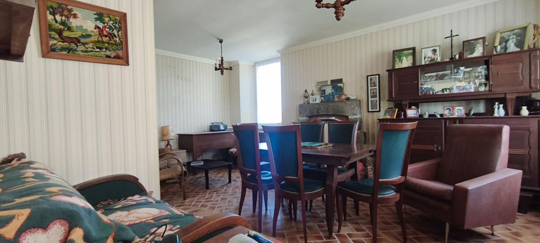 LOUDEAC Exclusivité!! Côtes d'Armor. 22210 Plémet, Maison en pierres, 2 chambres, dépendances, garage et terrain 7