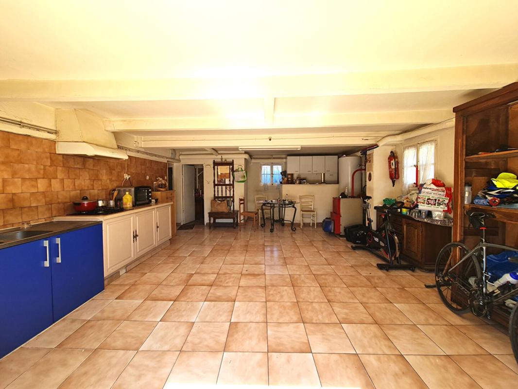 SAINT-MARTIN-DE-VALGALGUES Maison 3 chambres - Garage 40 m² -Terrain 455 m² -Proche centre village 12