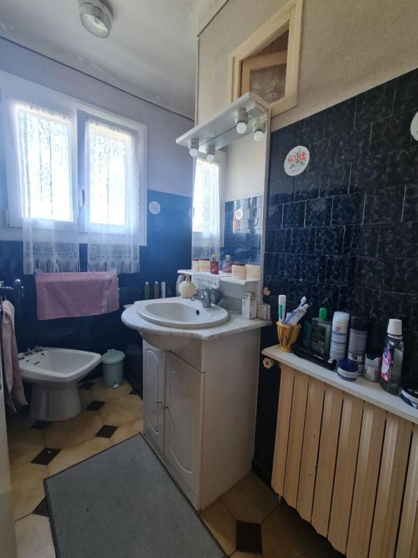 SAINT-MARTIN-DE-VALGALGUES Maison 3 chambres - Garage 40 m² -Terrain 455 m² -Proche centre village 6